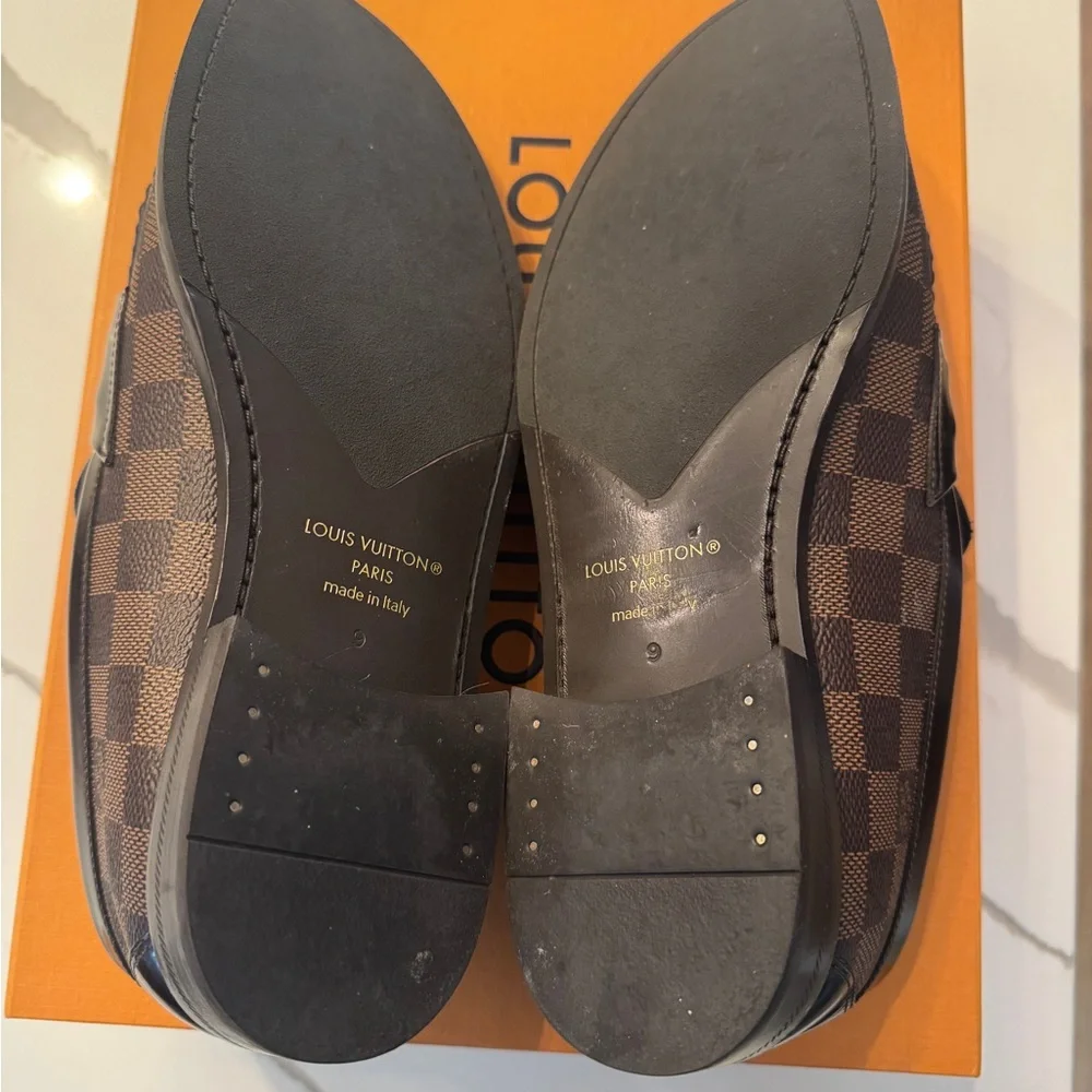 Men's Louis Vuitton Loafers - Picture 6 of 10